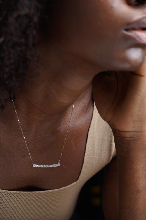 PIRLANTA ÇUBUK ZİNCİRLİ KOLYE