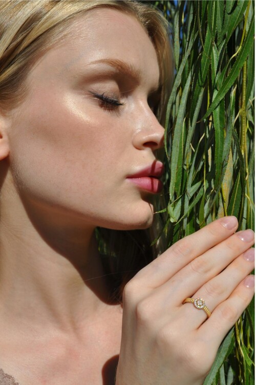 TAŞLI YUVARLAK YÜZÜK