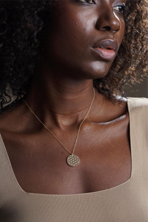 TAŞLI YUVARLAK  DESENLİ KOLYE