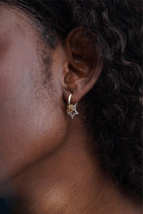 SALLANTILI YILDIZLI KÜPE