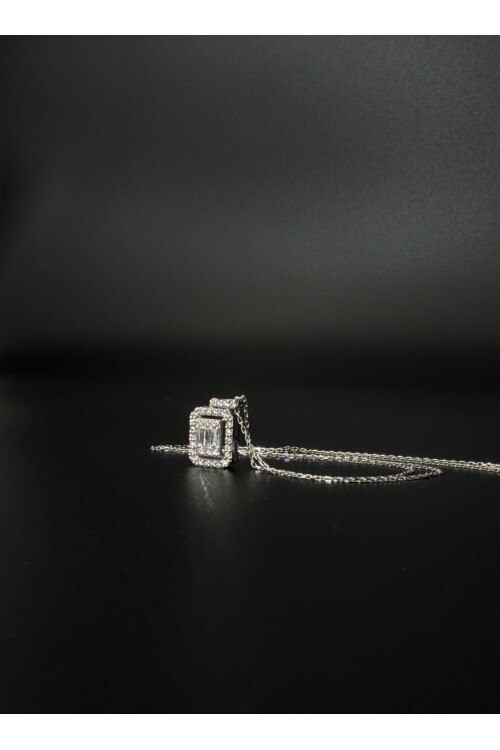 PIRLANTA BAGET ve YUVARLAK TAŞ KOLYE